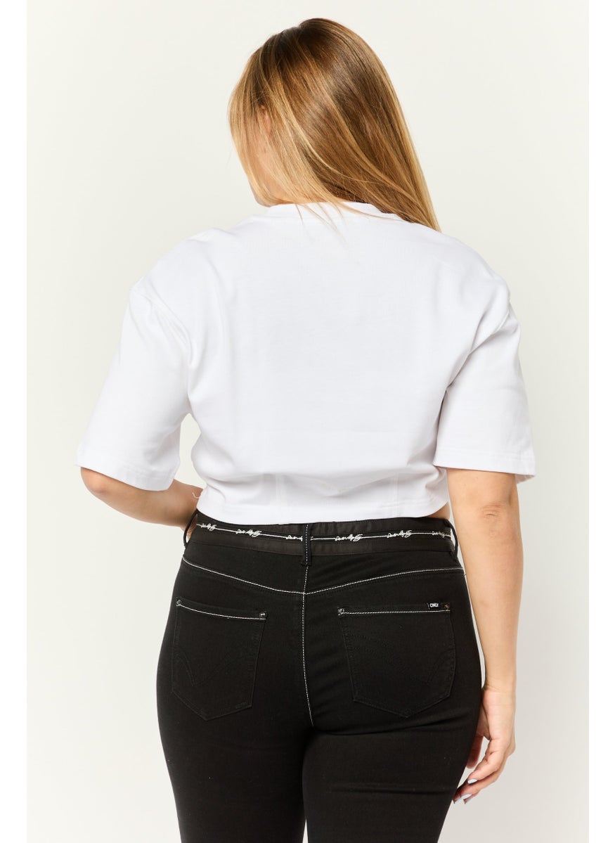 ESPRIT Women Crew Neck Short Sleeve Graphic Print Crop Top, White  - Image 2