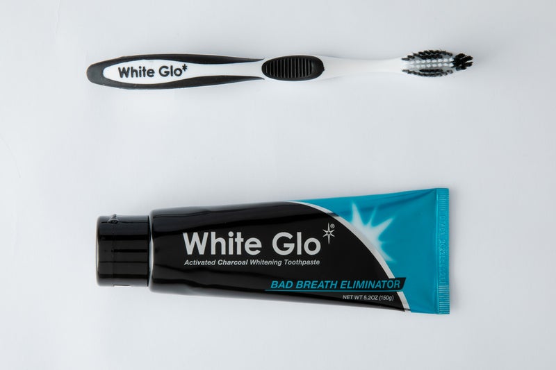 وايت غلو وايت جلو معجون تبييض الأسنان بالفحم النشط - مزيل رائحة الفم الكريهة - Image 3