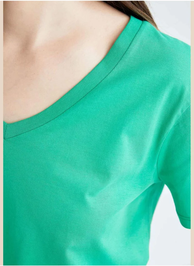 DeFacto Relaxed Fit V Neck T-Shirt