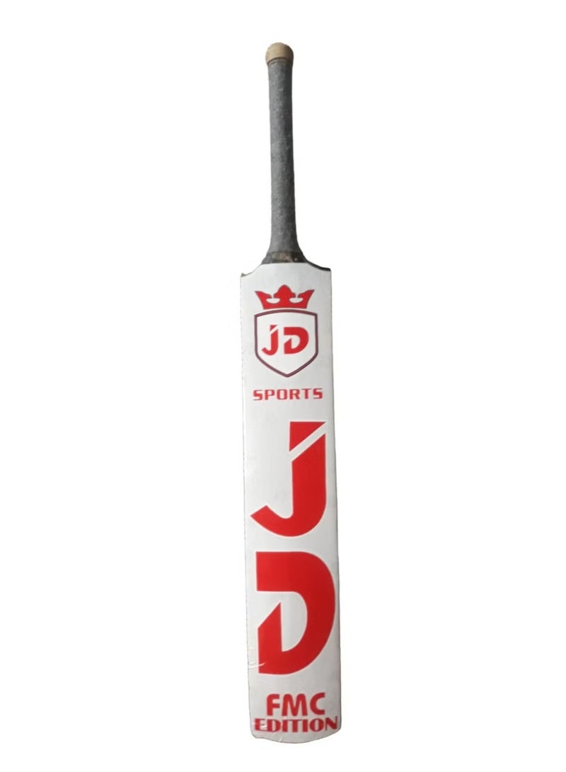 JD Sports FMC Edition Cricket Bat – High-Performance Lightweight Willow with Comfort Grip