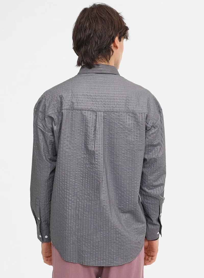 Campus Sutra Men's Moon Grey Seersucker Shirt