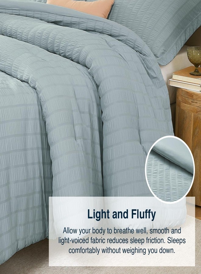 Quataly Queen Comforter Set Mist Blue,3PCS Seersucker Lightweight Bedding Comforter for All Season, Queen Size(90''×90'' Comforter & 2 Pillowcases) - Image 4