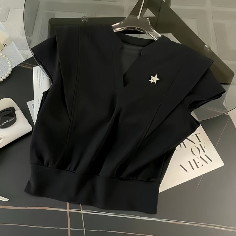 A Complete Set of Two-piece Casual Sports Shorts for Summer, Fashionable and Age-reducing Work Clothing Set for Small People, Popular Style for Women Black [single top]