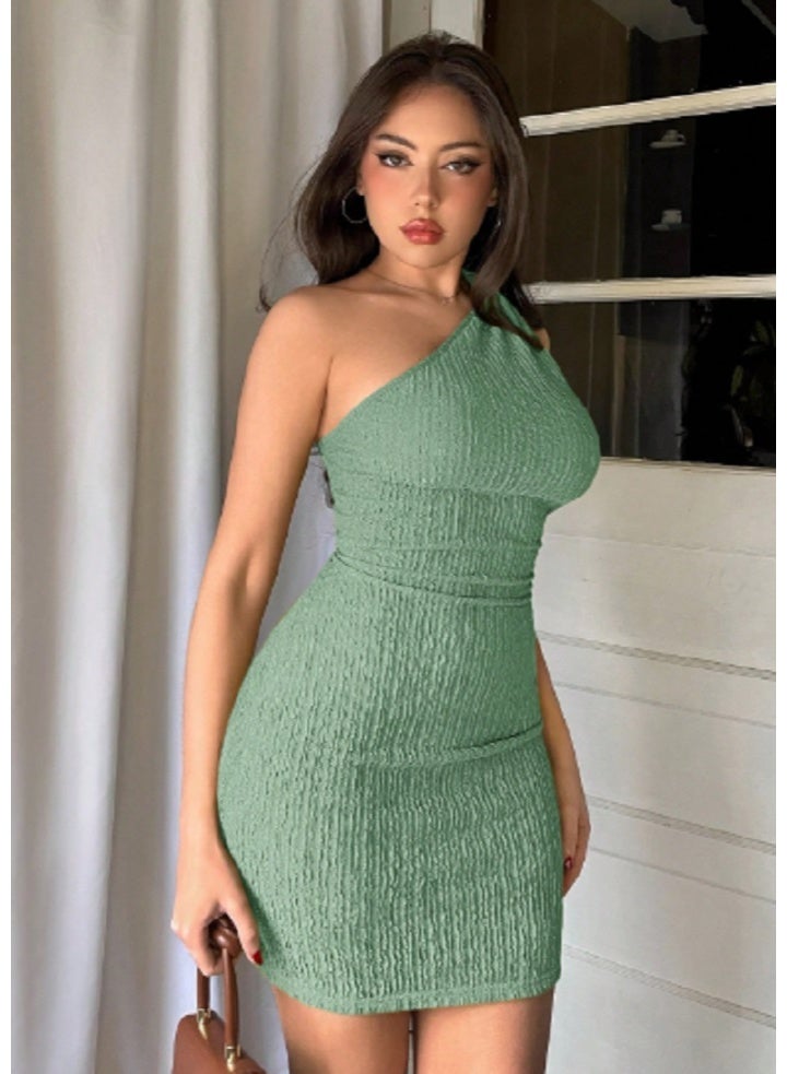 شي إن فستان  نسائي قصير أنيق بدون أكمام بلون سادة  - Image 1