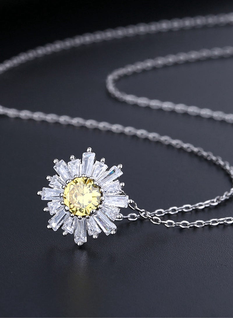 A full-body 925 silver sunflower inlaid zirconia necklace gift box, fashionable luxury valentine's thrift, gift temperament, versatile girl  - Image 1