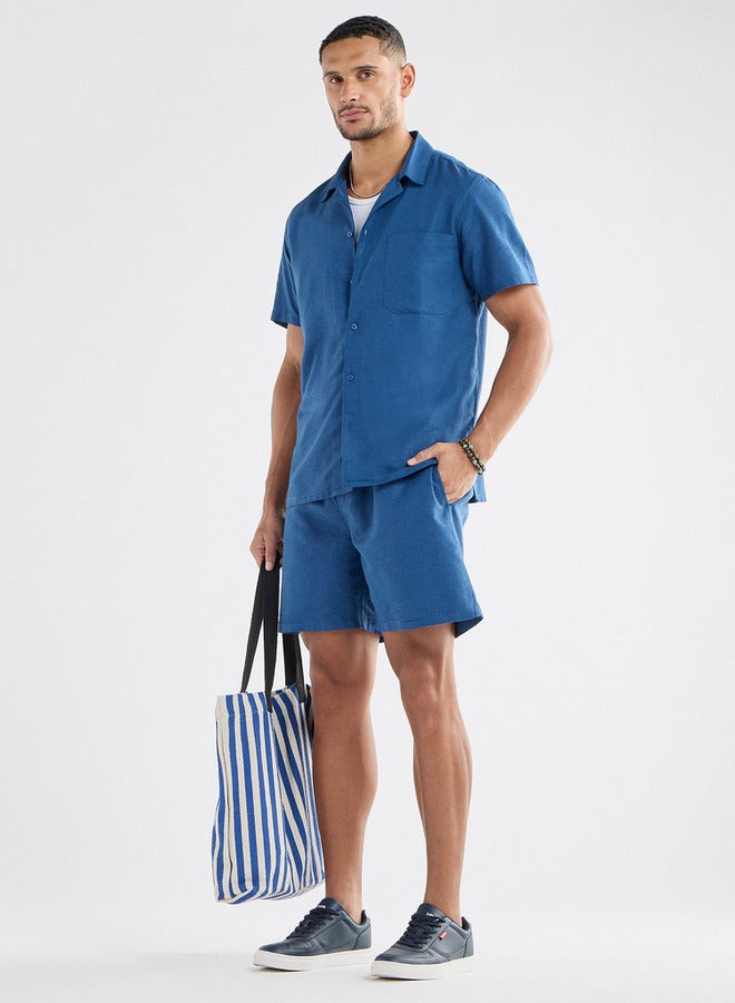 سبلاش فيڤ قميص سادة بقصة عادية وياقة كامب وأكمام قصيرة - Image 2