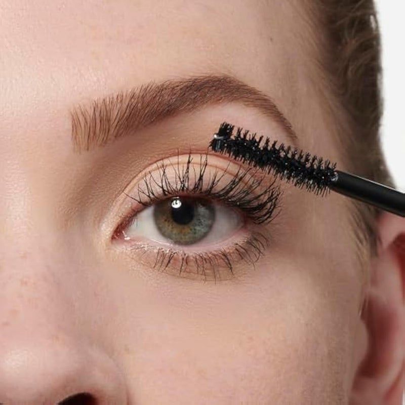 Makeup Revolution Revolution Lift & Define 5D Lash Mascara - Image 3