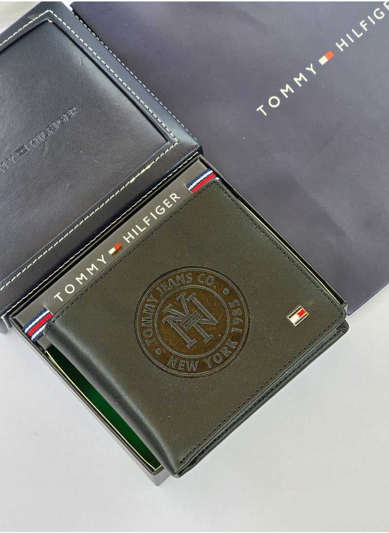Tommy Hilfiger Plus - Tommy Hilfiger Black Leather Wallet - Image 1