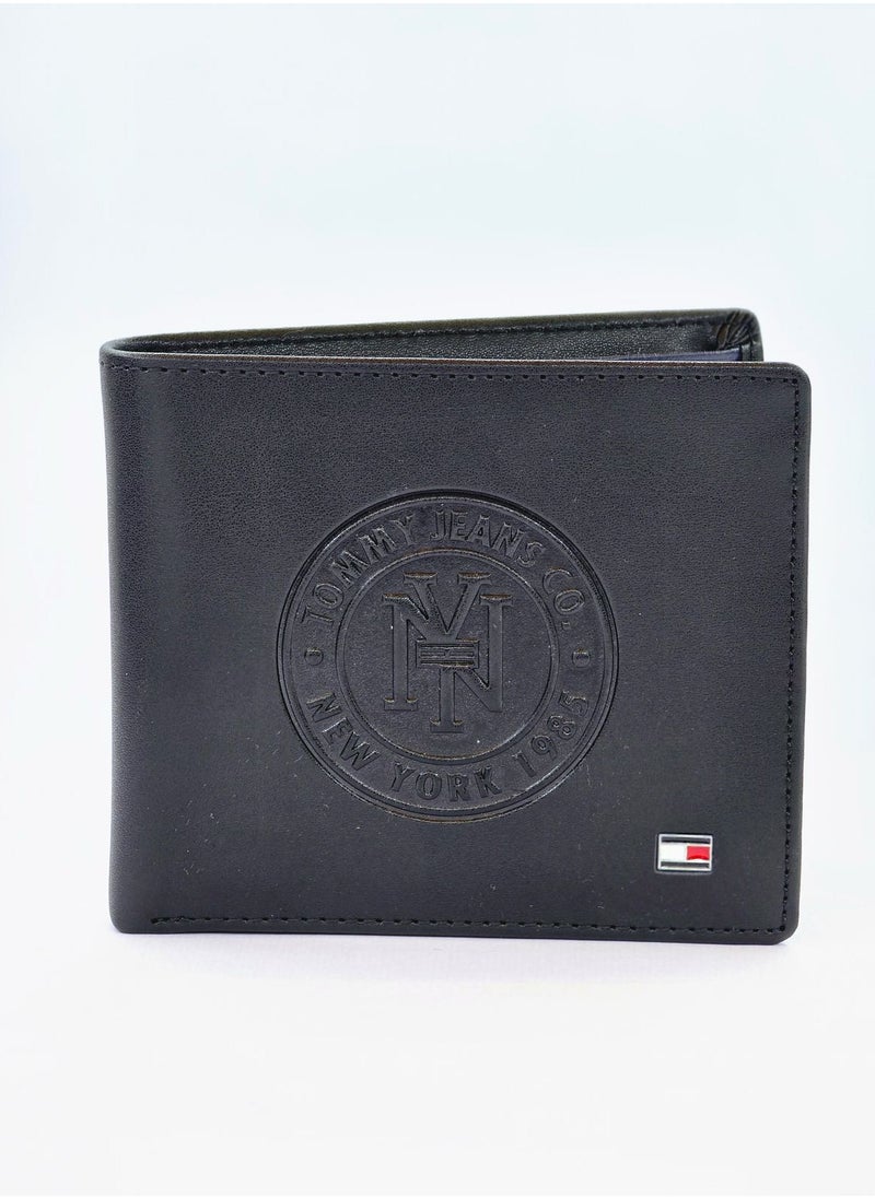 Tommy Hilfiger Plus - Tommy Hilfiger Black Leather Wallet - Image 1