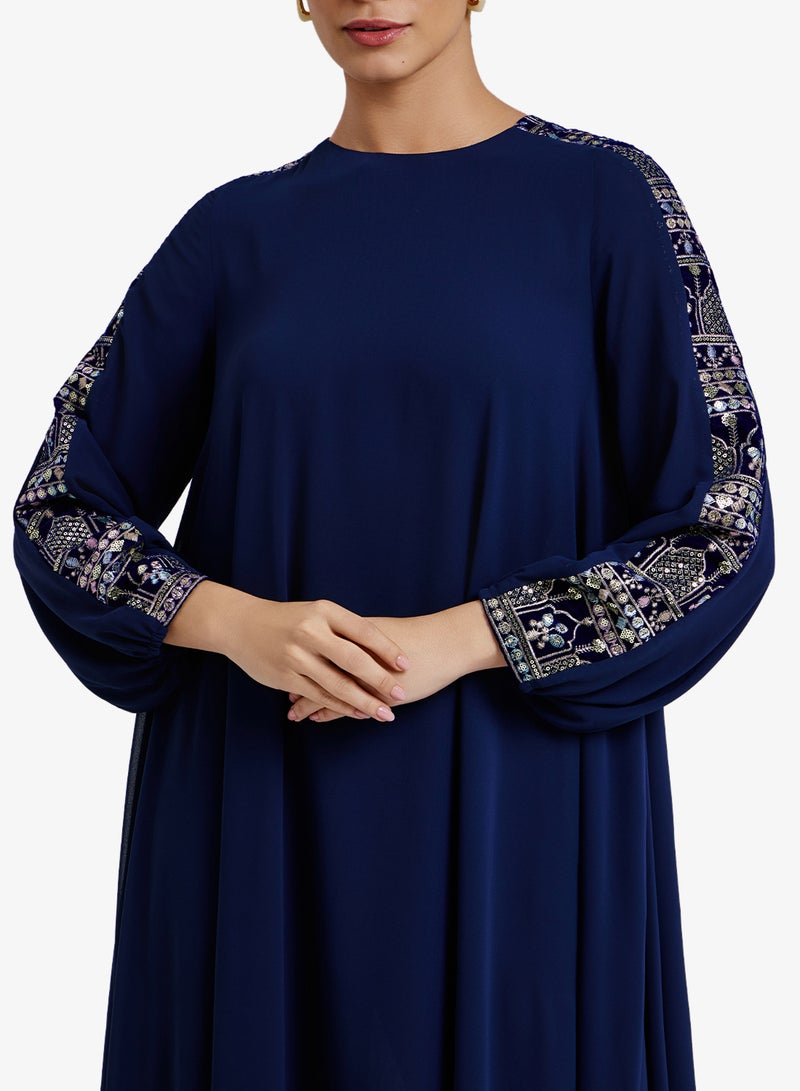 CHASE Embellished Sleeves Kaftan - Image 3