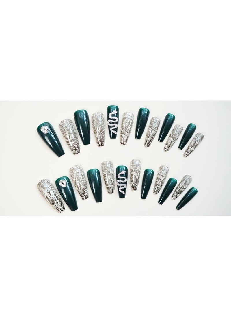 Silver Snake Green Long Fake Nails 24Pcs Nail Set for Girls