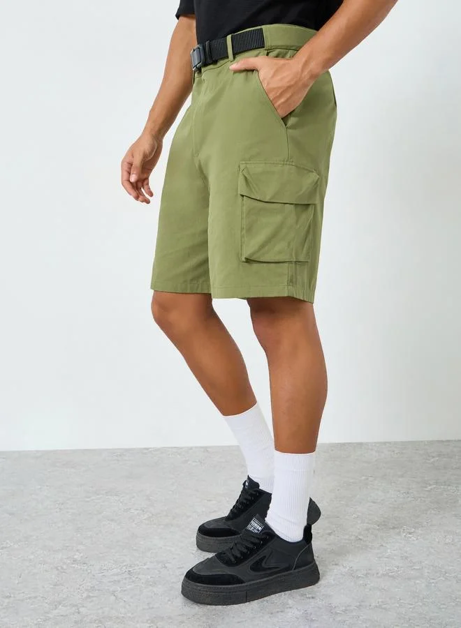 ستايلي شورت كارجو بقصة واسعة