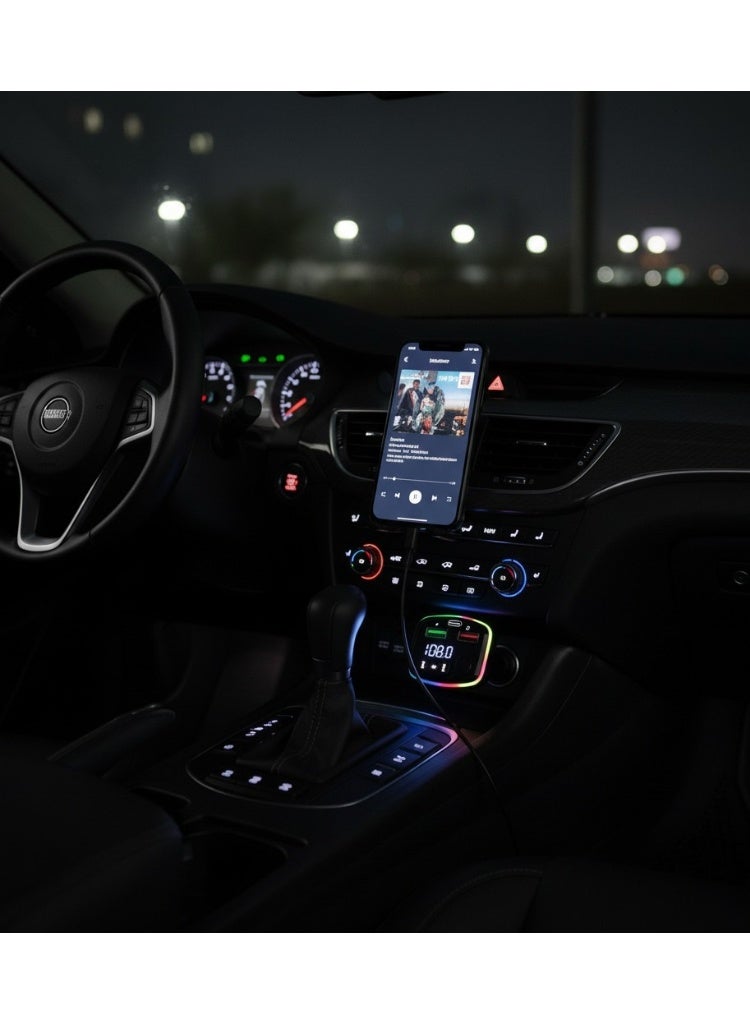 J-24 Car Charger - with Quick Charge 3.0 (18W) and two USB ports - Black - Image 5