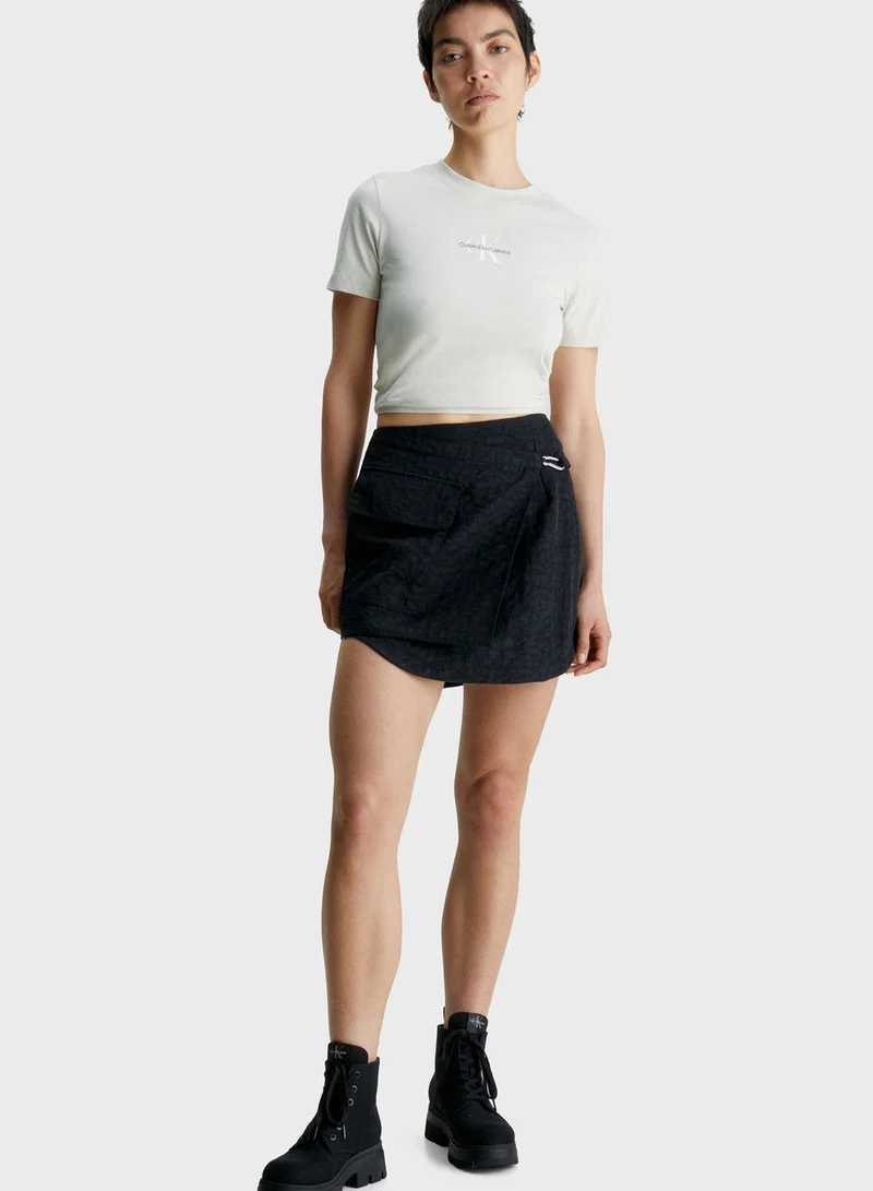Calvin Klein Jeans Crew Neck Logo Crop T-Shirt