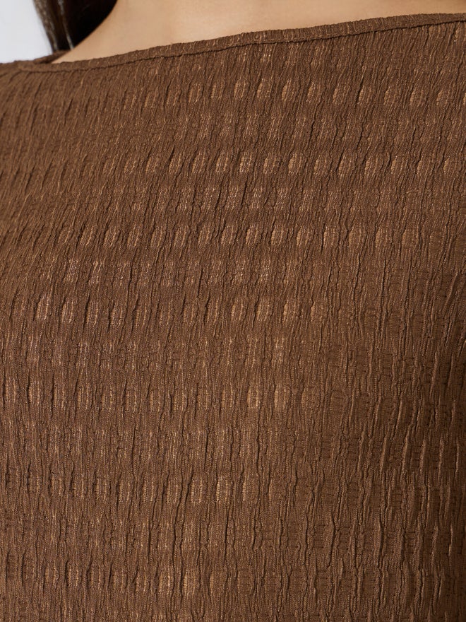 Styli Brown Textured Boat Neck Fitted Top - Image 3