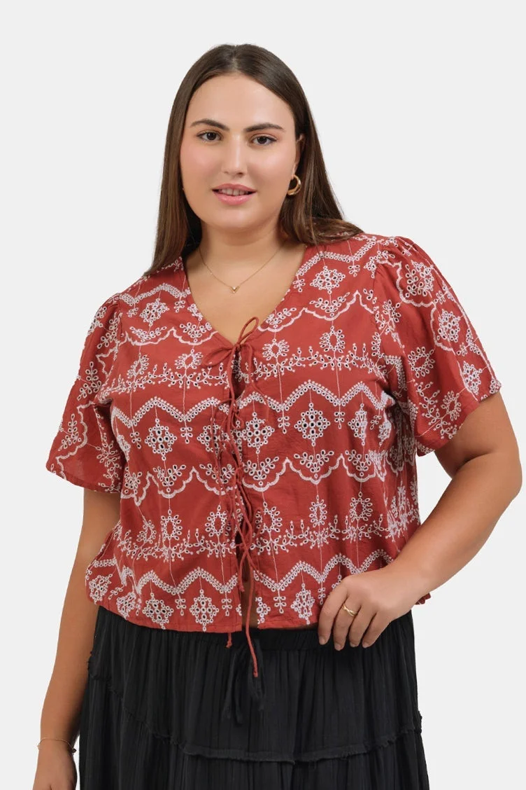 فيرجيو Embroidered Cotton Cropped Plus Size Top With Contrast Schiffli for Women