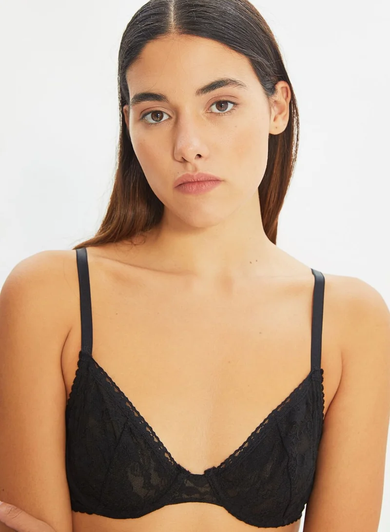 trendyol Lace Detail Bra