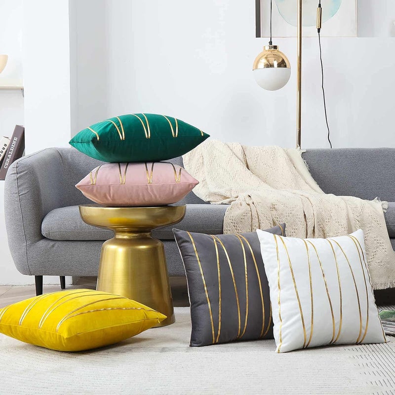 WACOMECO أغطية وسائد ناعمة قابلة للرمي من - أغطية وسائد مخملية ديكورية للأريكة وغرفة النوم وغرفة المعيشة والسيارة، مقاس 18 × 18 بوصة، وردي وذهبي - Image 2