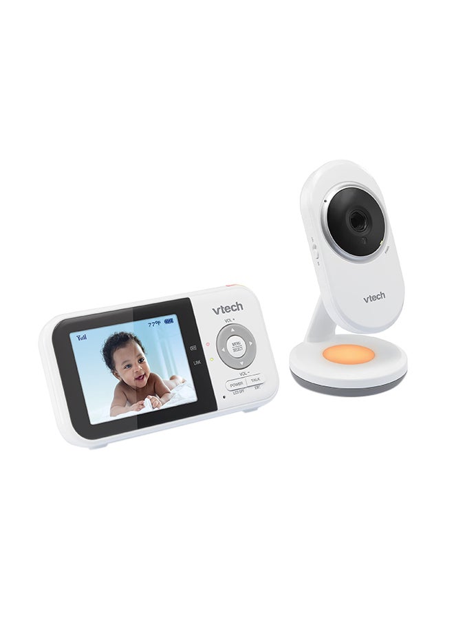 vtech - شاشة فيديو Fix Cam مقاس 2.8 بوصة بدقة 270 بكسل مع إضاءة ليلية وبطارية 800 مللي أمبير في الساعة باللون الأبيض - Image 1