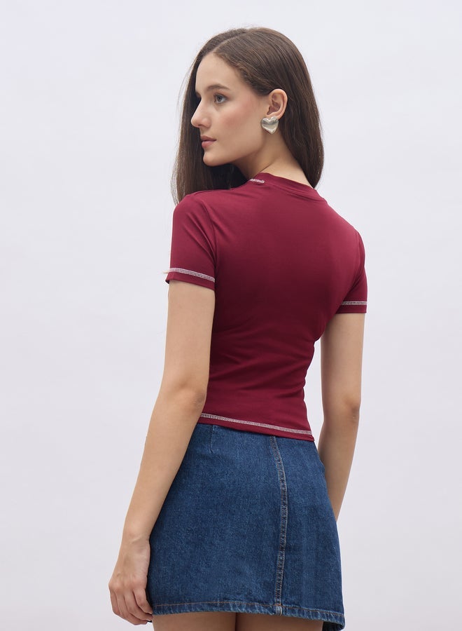 Styli Burgundy Slogan Print T-Shirt with Overlock Seam - Image 5
