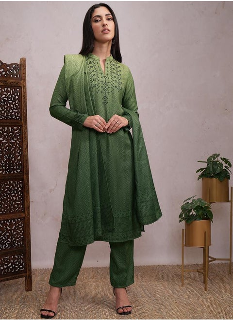 Women Green Printed Kurta Set with Dupatta by Styli