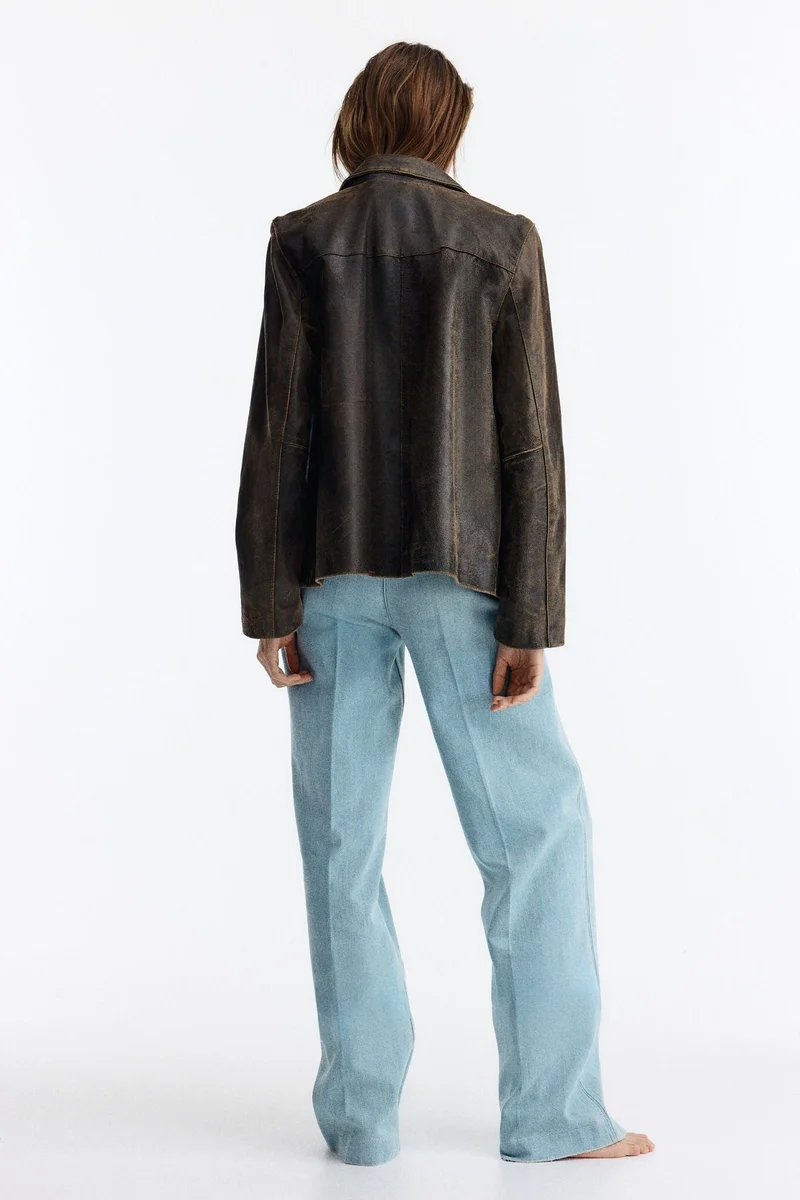 اتش اند ام جينز بخصر عالي وقصّة مستقيمة