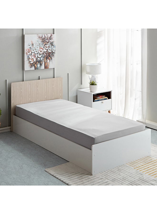 Home Box Bristol Single Polycotton Fitted Sheet 200 x 25 x 90 cm  - Image 1