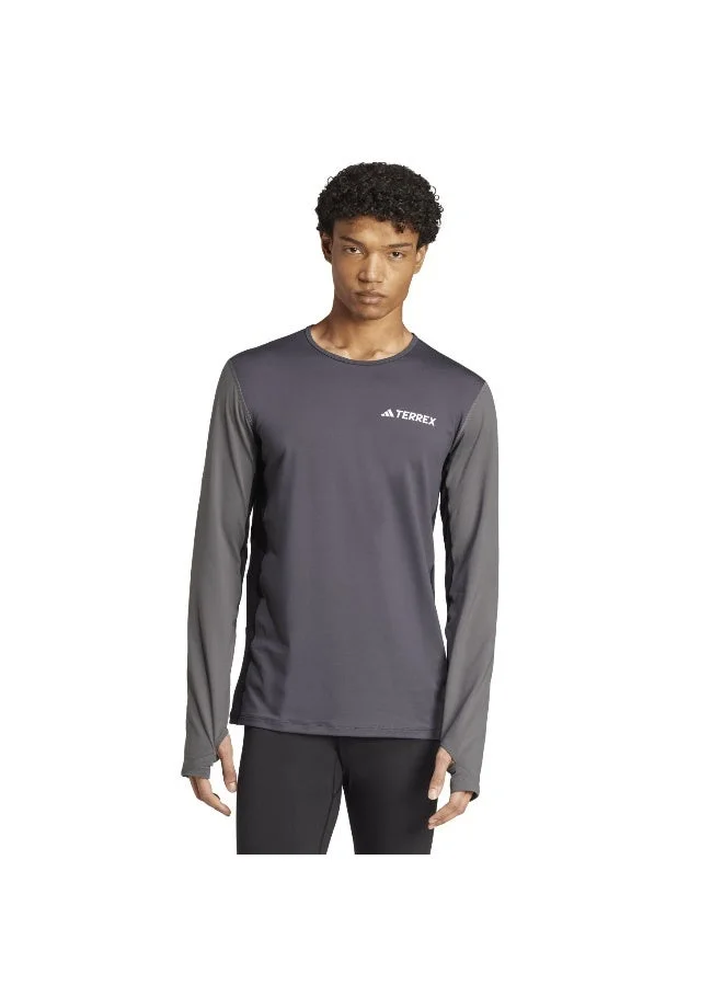 اديداس تيشيرت رجالي بأكمام طويلة رمادي