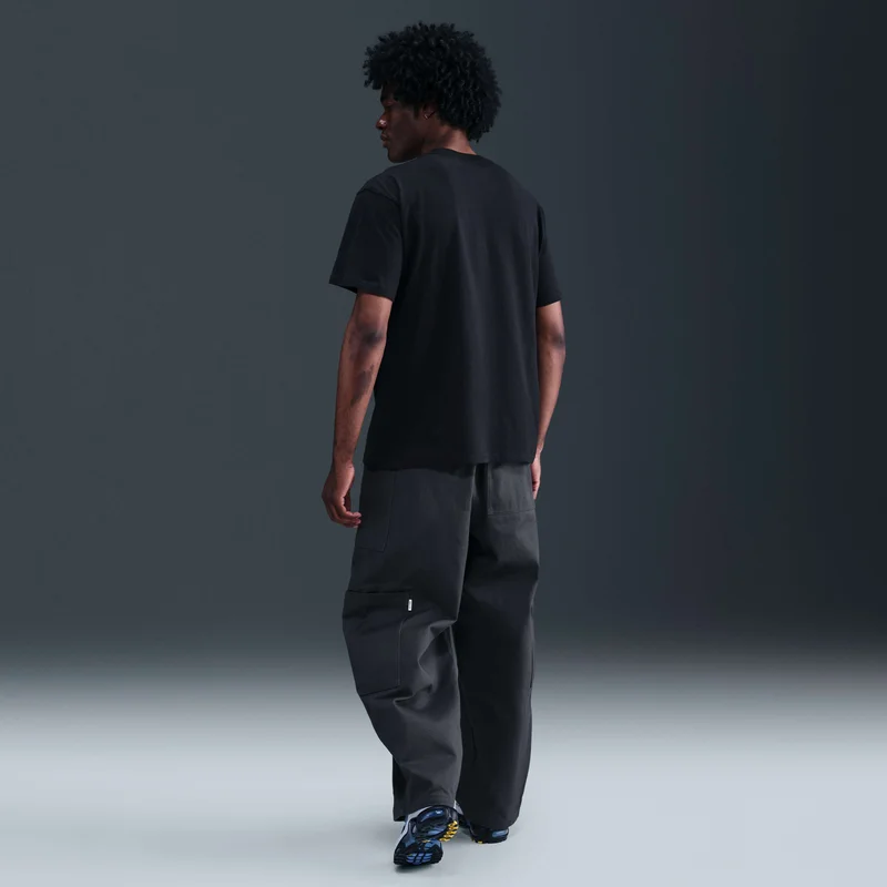 Nike Black Men's Sportswear Max90 T-Shirt for Men | Best Price UAE
