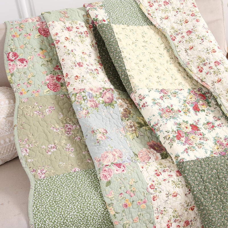 vctops 100% Cotton Quilted Throw Blanket 50x60 Inch Floral Patchwork Reversible All Season Throw (Green B,50"x60") - Image 3