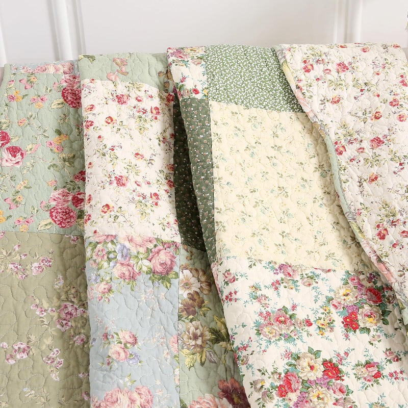 vctops 100% Cotton Quilted Throw Blanket 50x60 Inch Floral Patchwork Reversible All Season Throw (Green B,50"x60") - Image 4