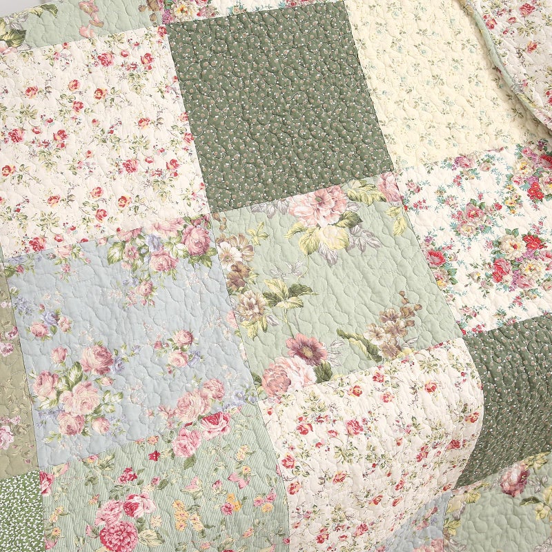 vctops 100% Cotton Quilted Throw Blanket 50x60 Inch Floral Patchwork Reversible All Season Throw (Green B,50"x60") - Image 5