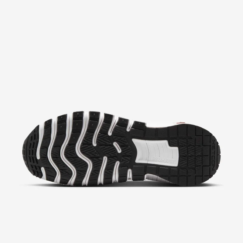 نايكي أحذية تدريب نسائية فري مي تكون