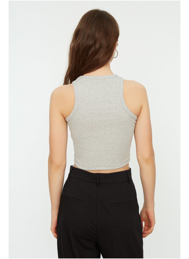 trendyol Gray Fitted/Situated Crop Halterneck Ribbed Ribbed Flexible Knit Single Singlet TWOSS21AL0050.  - Image 5