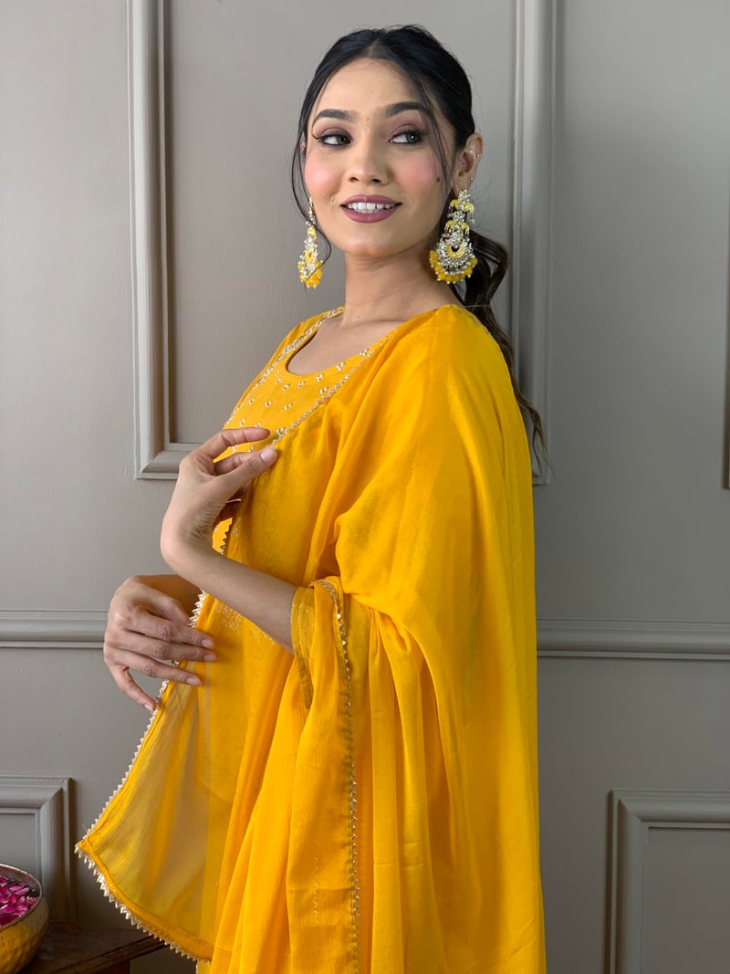 Naixa Women's Yellow Rayon Slub Embroidered Straight Kurta with Rayon Slub Pant and Chinon Laced Dupatta Sets (M-Pragati-Yellow-XXL) - Image 3