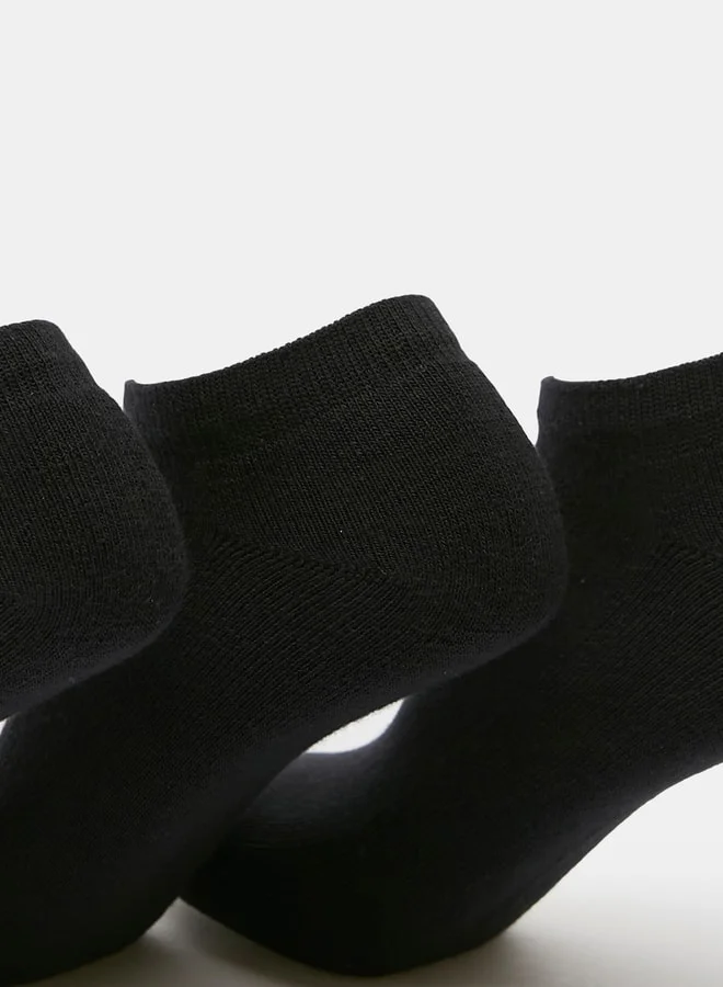 Dash Women's Solid Ankle Length Sports Socks - Set of 3