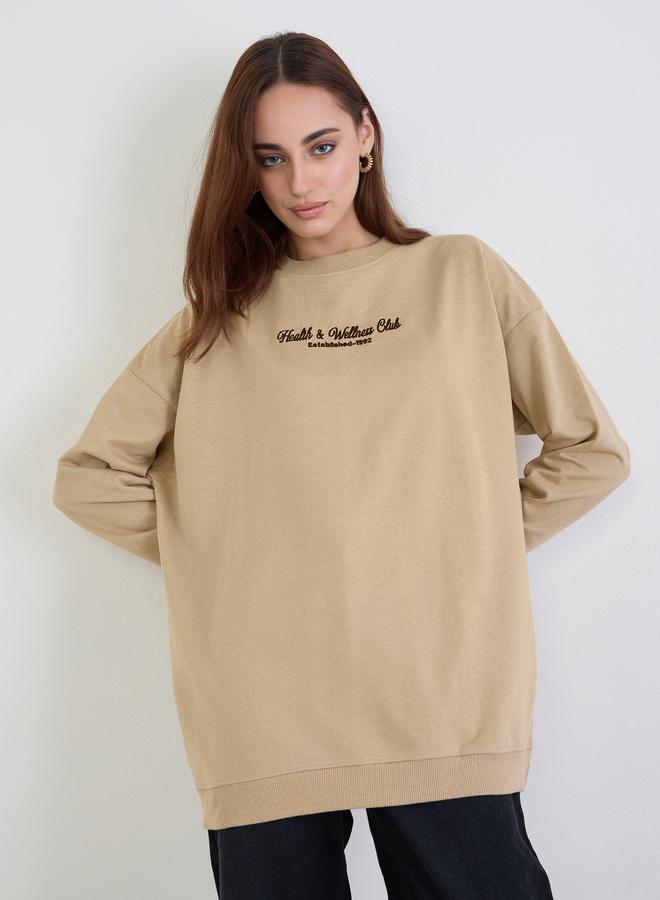 Styli Tan Oversized Embroidered Sweatshirt - Image 3