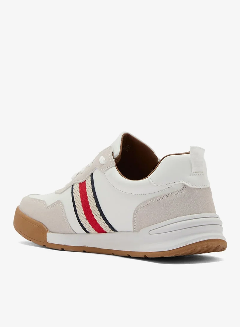 سفنتي فايف سنيكرز ريترو بتفاصيل ويبينغ