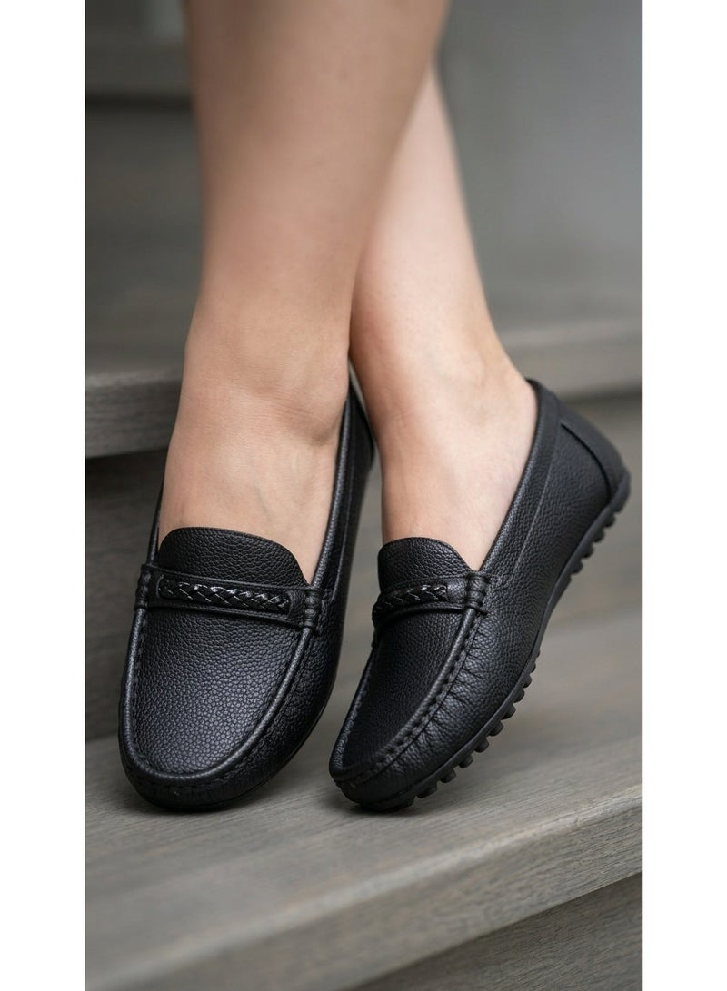Classic women's loafer shoes - Image 1