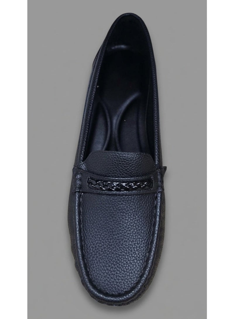 Classic women's loafer shoes - Image 2