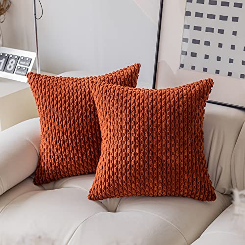 K KEVIN TEXTILE كيفن تيكستايل خريف ناعم مخمل صلب مربع غطاء وسادة زخرفي يدوي مع سحاب مخفي للموسم الخريفي 2 عبوات 18x18 بوصة طوب محترق - Image 1