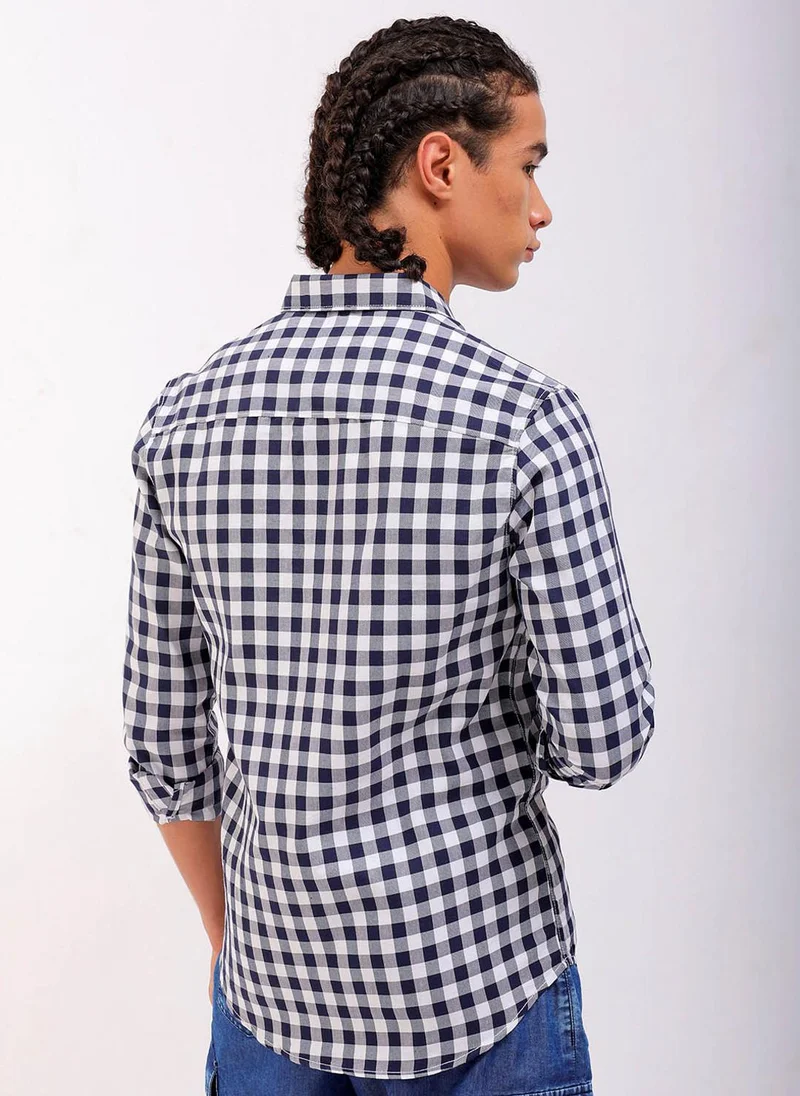 The Indian Garage Co Men Regular Fit Checkered Full Sleeves Cutaway Collar Casual Shirt