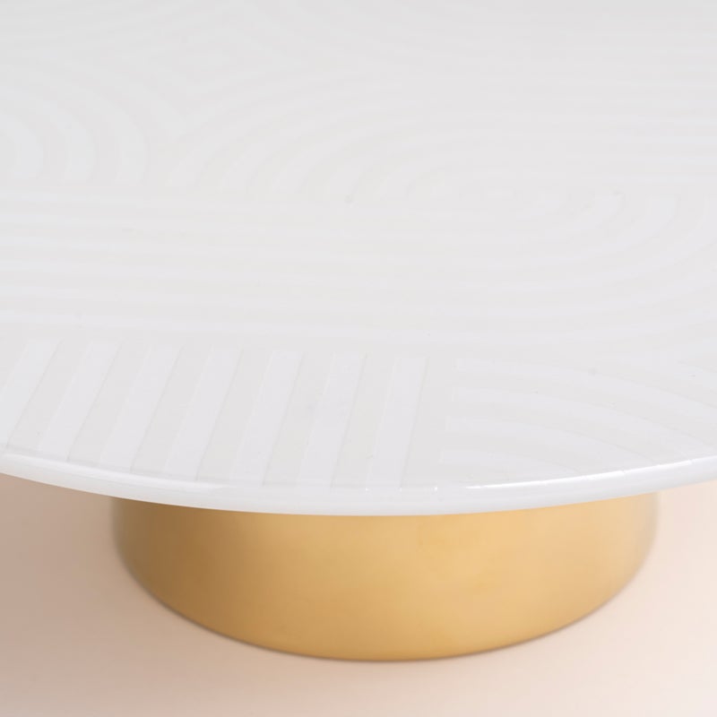 La Mesa white porcelain cake stand with gold base - Image 2