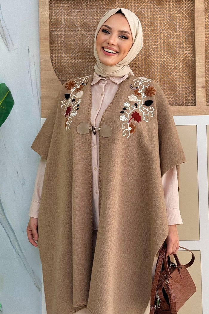 Bym Fashion Single Button Front Shoulder Embroidery Detailed Knitwear Poncho 12031 Mink  - Image 4