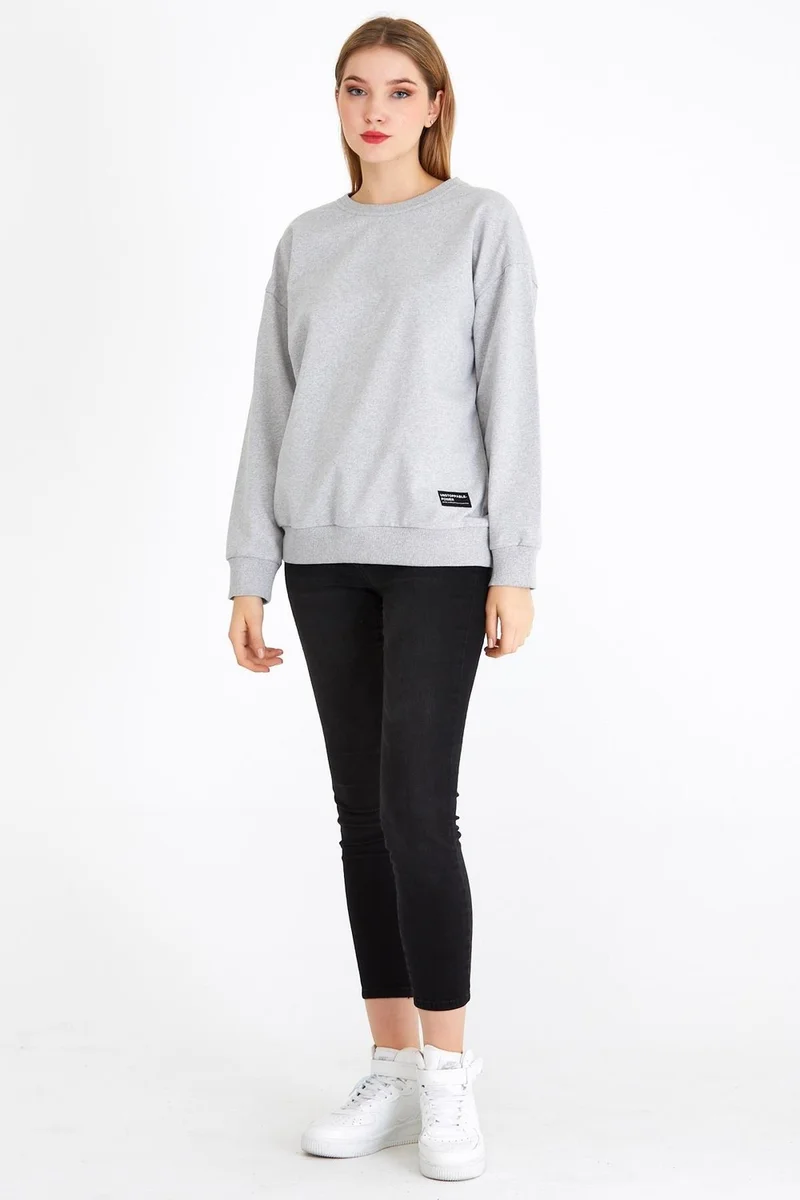 mmetalic Women's Gray Color Basic Crew Neck Sweatshirt
