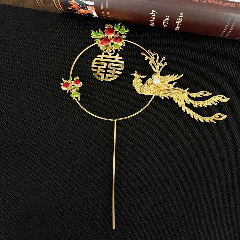 Chinese-Style Vintage Cake Decoration With Gold Inserts For Weddings And Engagements, Featuring A Phoenix And Phoenix Flying Together Design, A Must-Have For Wedding Celebrations - Image 3