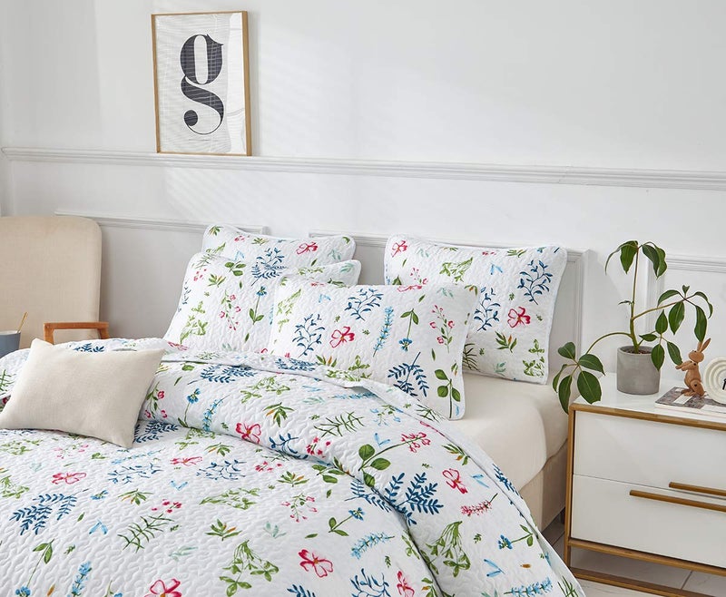 UOZZI BEDDING 3 Piece Reversible White Quilt Set Queen Size with Blue Green Leaves and Red Flowers Soft Microfiber Lightweight Floral Adult Summer Coverlet Bedspread for All Season - Image 5