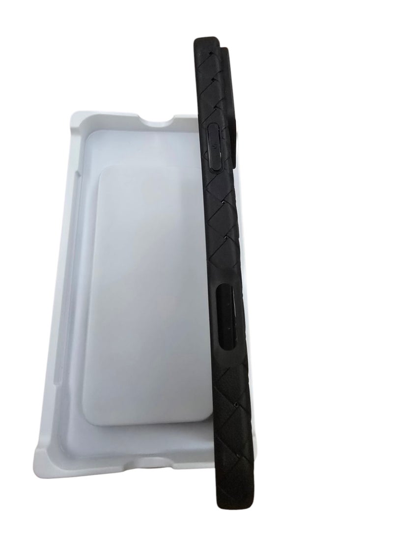 جراب لهاتف 16برو ماكس ، مصنوع من نسيج كامل، ملمس الجلد، أداة مبتكرة تجمع بين الحماية القصوى والتصميم الأنيق، باستخدام مواد عالية الجودة وتقنيات متقدمة، اللون: (أسود) - Image 4