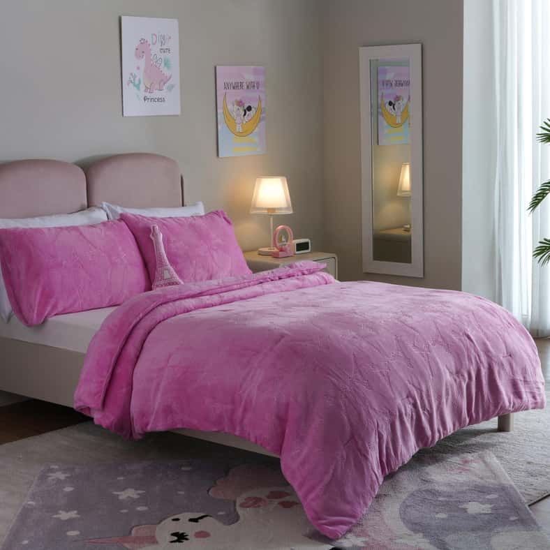 Pan Home Eiffel Tower 4-piece Comforter Set with Toy135x220cm - Pink - Image 1