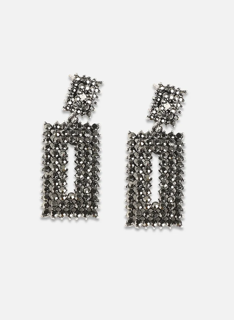 سوهي أقراط متدلية بتصميم هندسي مبطن - فضي داكن